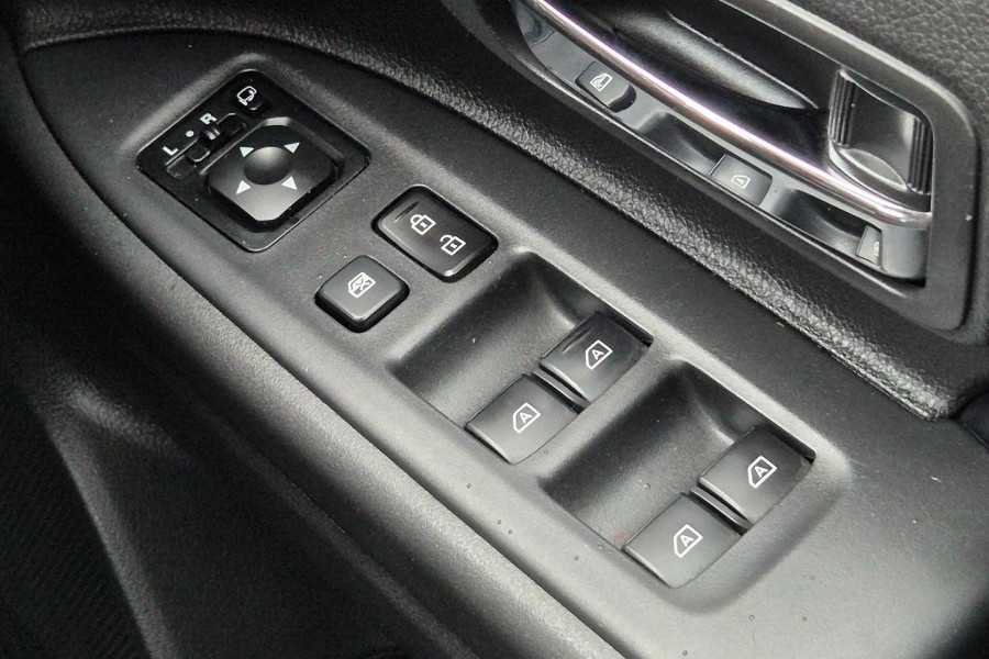 2020 MY21 Mitsubishi Outlander ZL LS SUV Image 34