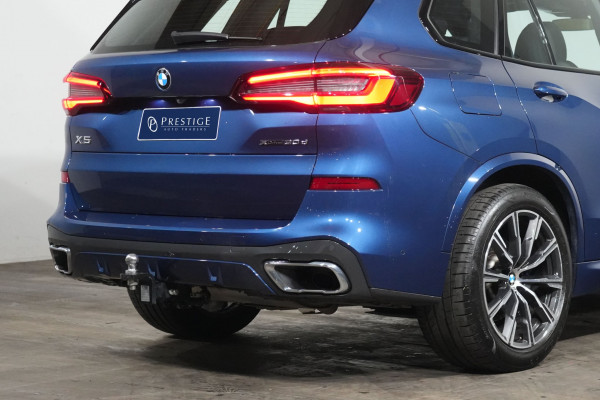 2022 BMW X5 xDrive30d SUV image 8