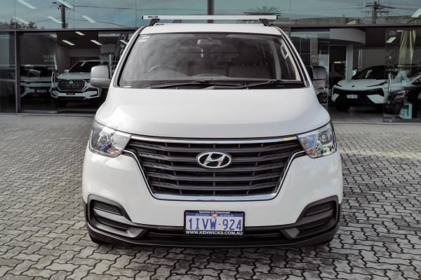 2020 MY21 Hyundai iLoad TQ4  Van Image 2