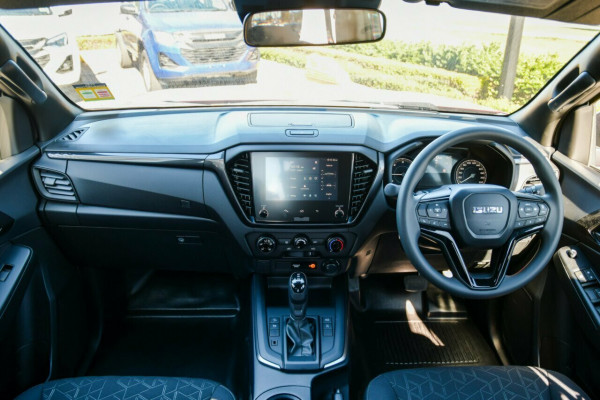 2026 MY25.5 Isuzu D-MAX RG X-RIDER Ute Image 15