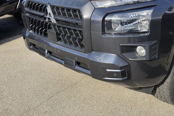 2026 Mitsubishi Triton MV  GLX Cab Chassis Image 4