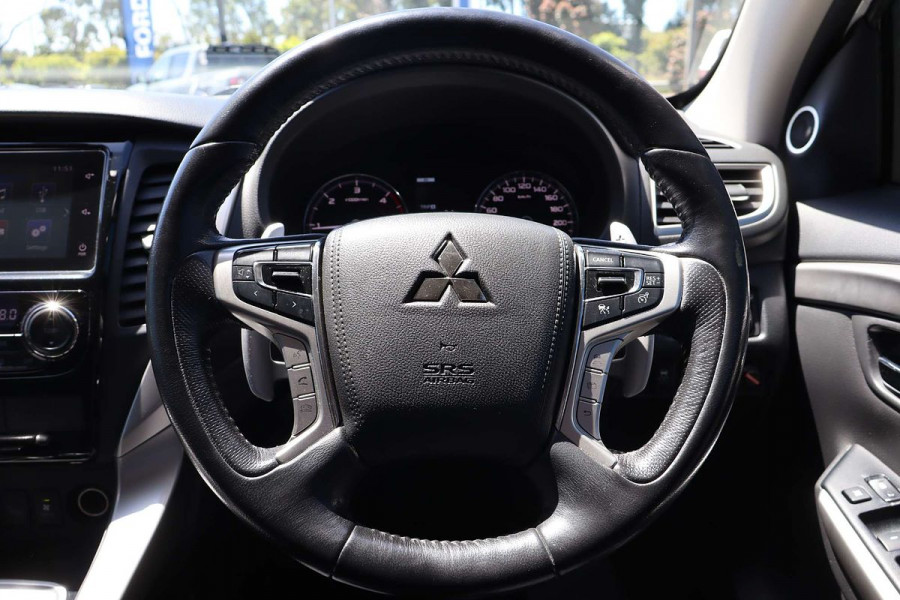 2017 Mitsubishi Pajero Sport QE Exceed SUV Image 16