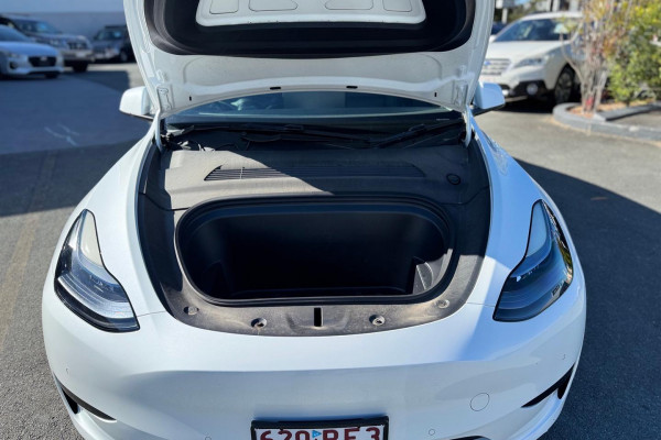 2023 Tesla Model Y  Rear-Wheel Drive SUV Image 21