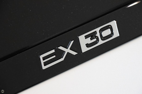 2024 MY25 Volvo EX30  Twin Motor Performance Ultra SUV Image 3