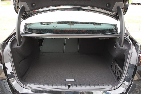 2025 BMW 2 Series F74 218 M Sport Sedan image 9