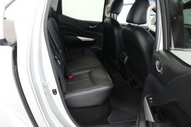 2015 Nissan Navara D23 ST-X Utility Image 5