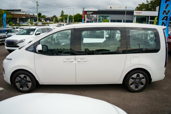 2021 MY22 Hyundai Staria Load US4.V1  Van Liftback