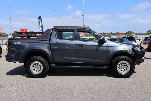 2022 MY22.75 Isuzu D-MAX RG X-TERRAIN Ute Image 3