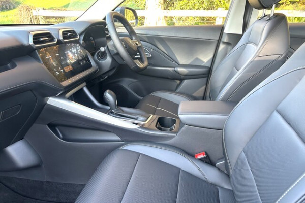 2025 MG ZS MGNZSCVTESSE Essence SUV