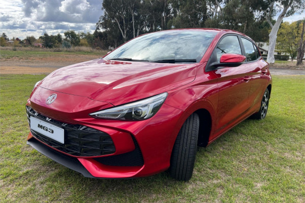 2025 MY24.5 MG MG3 ZP22 Excite Hatch