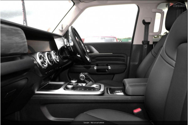 2025 GWM Tank 300 P01 Ultra Hybrid SUV Image 5