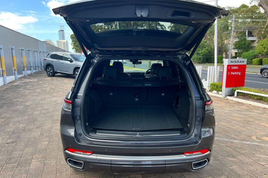2022 MY23 Jeep Grand Cherokee WL Summit Reserve 4xe SUV Image 14