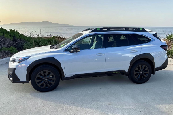 2025 Subaru Outback 6GEN AWD Sport XT SUV Image 7