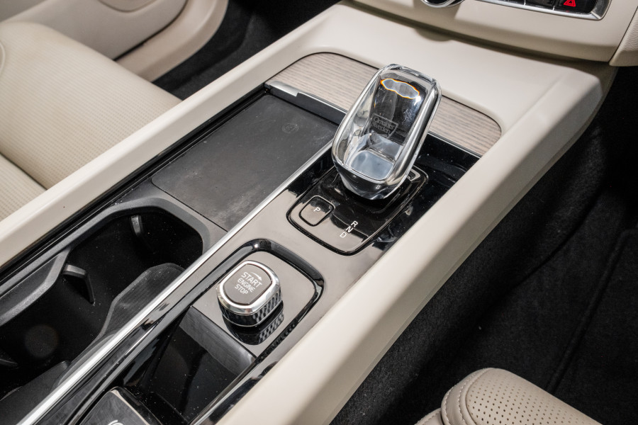 2022 Volvo XC60 UZ B5 Inscription SUV