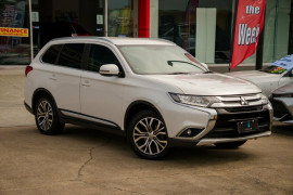 Mitsubishi Outlander XLS ZK