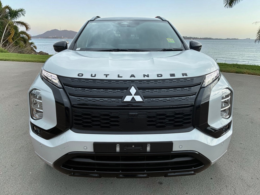 2025 MY24 Mitsubishi Outlander ZM PHEV GSR SUV Image 2
