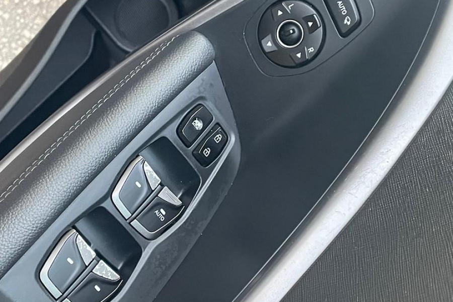 2017 Hyundai Santa Fe DM3 Series II Active X SUV Image 37