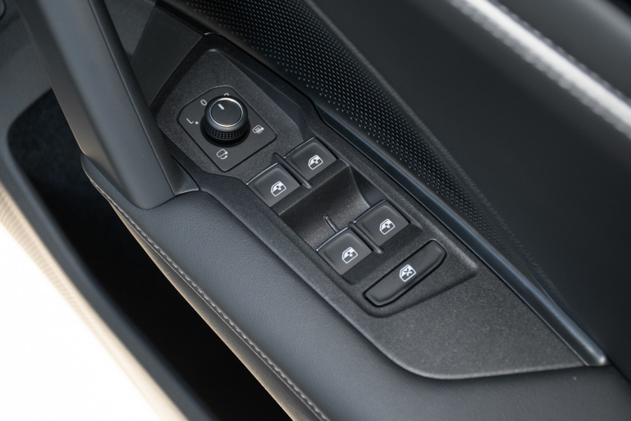 2025 Volkswagen Tayron R4 150TSI Elegance SUV