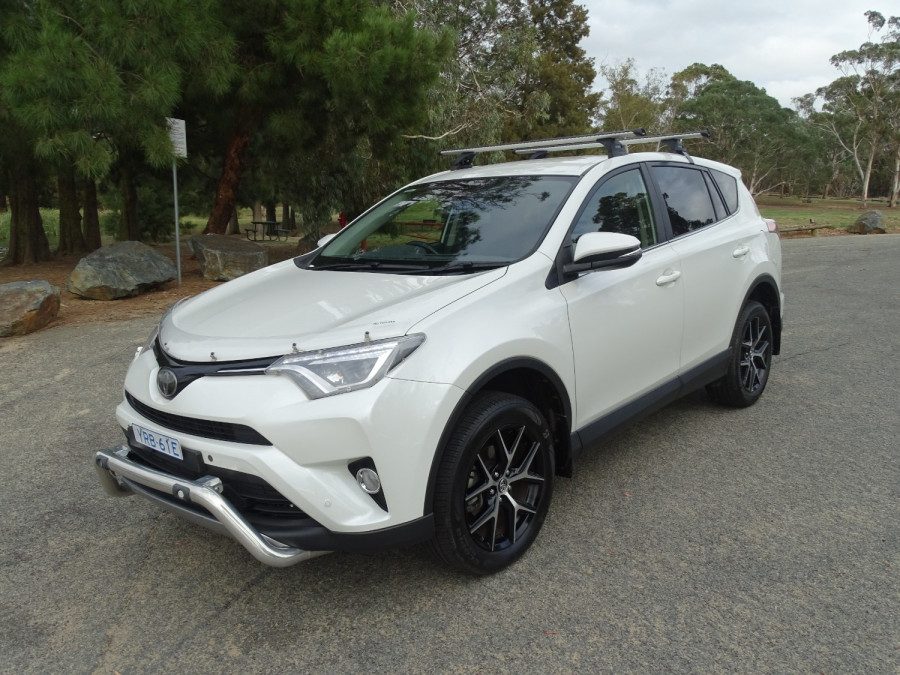 2018 Toyota RAV4 ASA44R GXL SUV Image 3