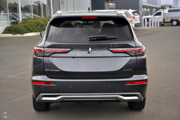 2025 Mitsubishi Outlander ZM Aspire SUV Image 3