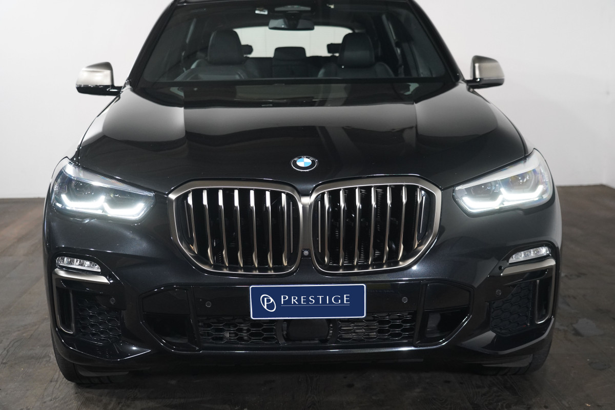 2021 BMW X5 M50i SUV Image 3