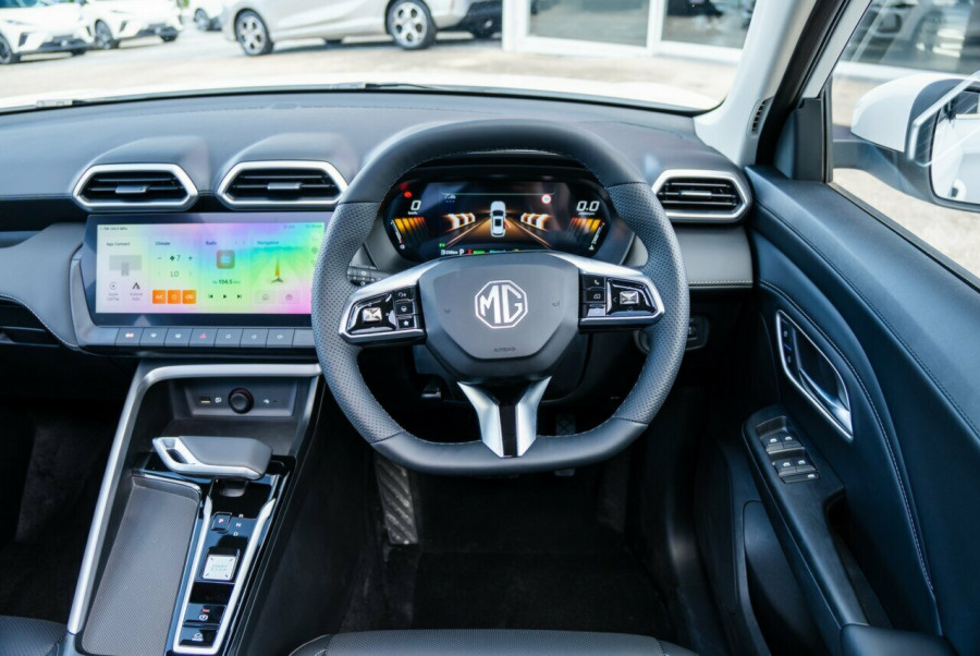 2024 MY24.5 MG ZS ZS32 Essence Hybrid+ SUV Image 10