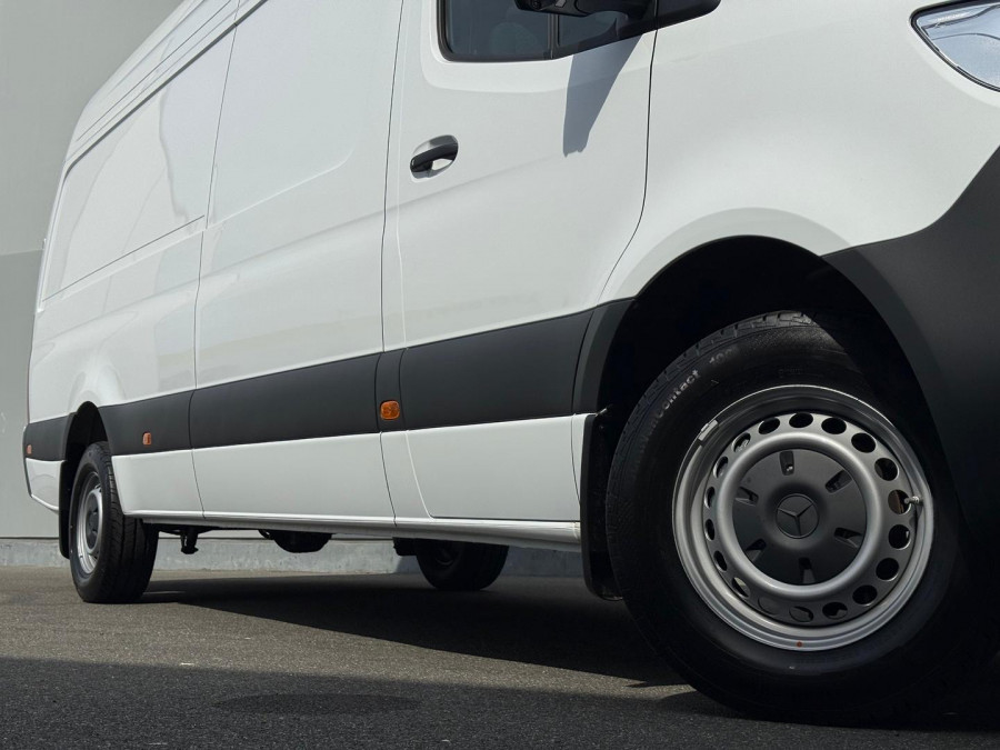 2026 Mercedes-Benz Sprinter VS30 417CDI LWB Van Image 8