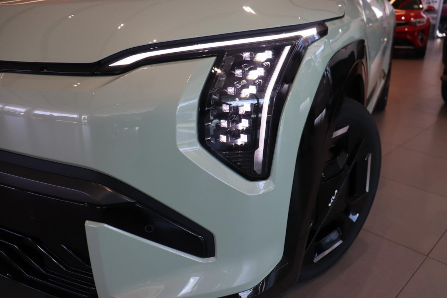 2026 MY27 Kia EV3 SV GT-Line SUV Image 3