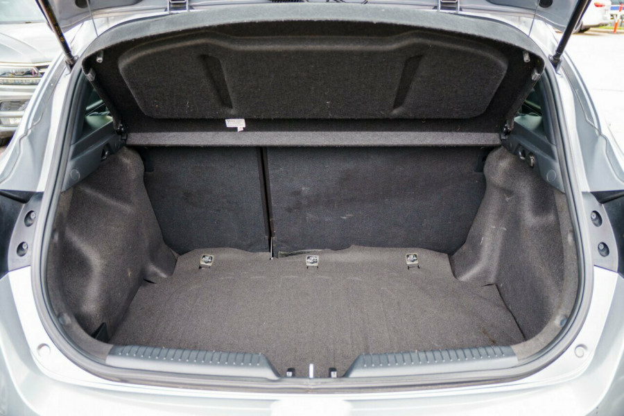 2013 Hyundai i30 GD2 Active Hatch Image 8