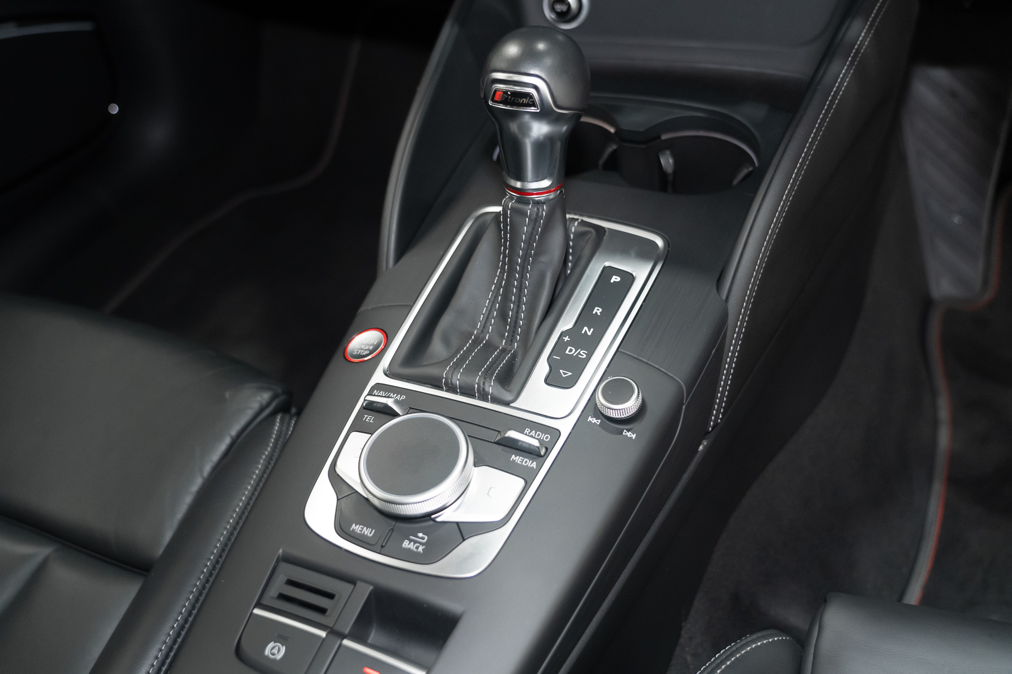2018 Audi S3 Audi S3 2.0 Tfsi Quattro Black Edition Auto 2.0 Tfsi Quattro Black Edition Sedan Image 17