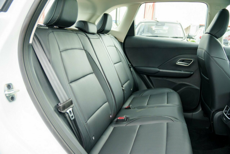 2025 MG ZS ZS32 Essence Turbo SUV Image 9