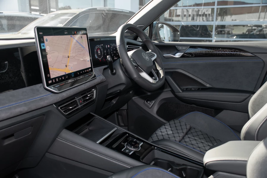 2026 Volkswagen Tiguan CT 150TSI R-Line SUV Image 8