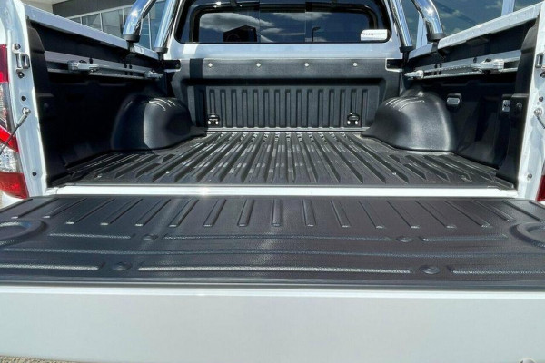 2024 Nissan Navara D23 ST-X Ute Image 5