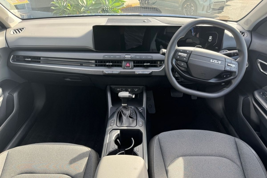 2025 Kia K4 CL4m S Sedan Image 6