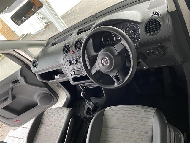 2014 Volkswagen Caddy TSI160 Van Image 12
