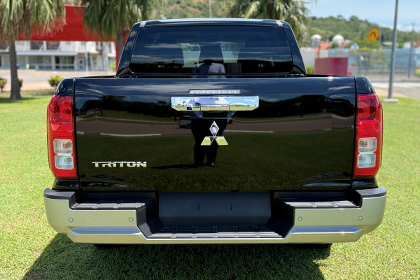 2026 Mitsubishi Triton MV GLX+ Ute Image 6
