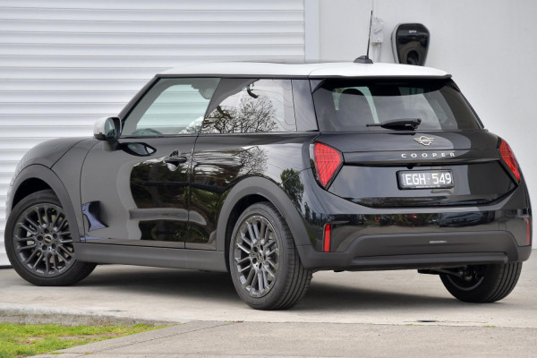 2026 MINI Cooper F66 C Favoured Hatch image 2