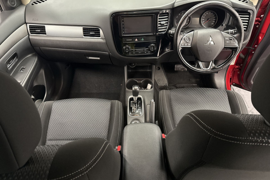 2015 MY16 Mitsubishi Outlander ZK LS SUV Image 16