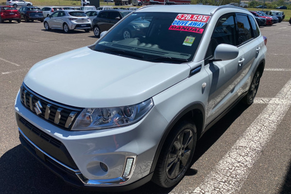 2024 Suzuki Vitara  Wagon Image 5