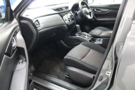 2019 Nissan X-Trail T32 SERIES II ST Suv Image 5