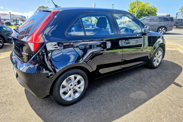 2020 MG MG3 SZP1 Core Hatch Image 5