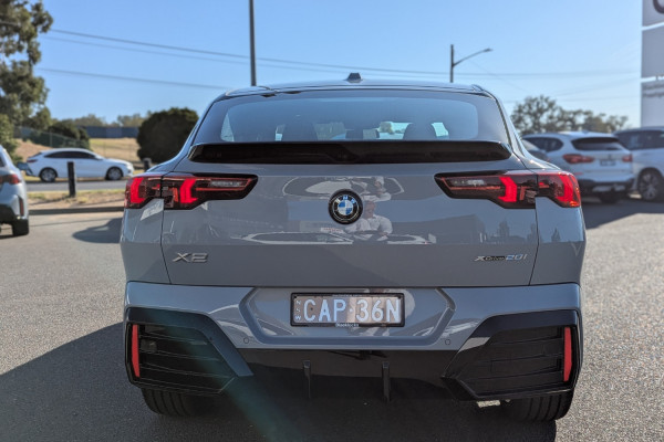 2024 BMW X2 U10 xDrive20i SUV Image 5
