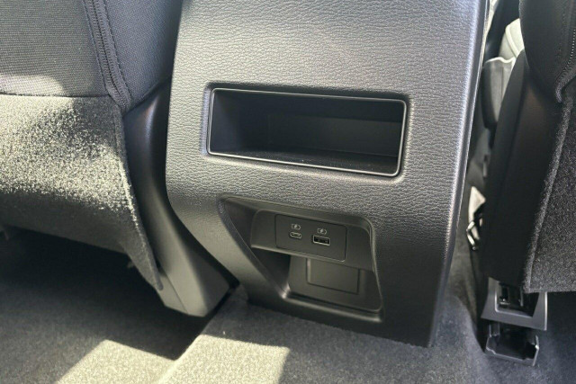 2024 Mitsubishi Outlander ZM LS SUV Image 13