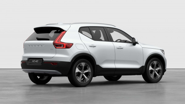2026 Volvo XC40 XZ Plus B4 SUV image 5