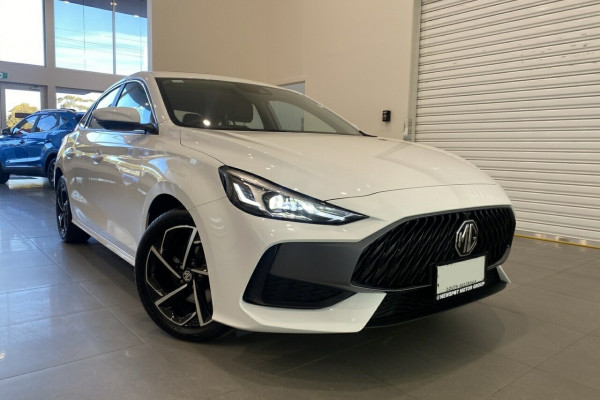 2024 MG MG5 AP32 Essence Sedan
