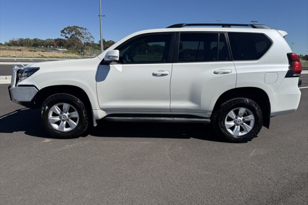 2020 Toyota LandCruiser Prado GDJ150R GXL SUV Image 7