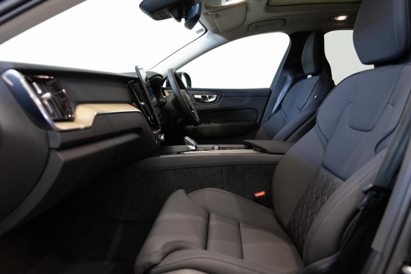 2026 Volvo XC60 UZ Plus B5 Bright SUV Image 3