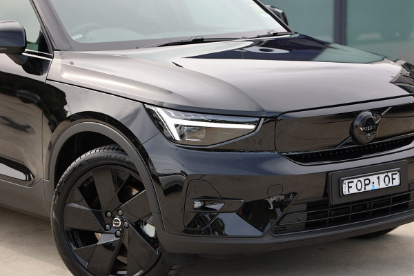 2024 MY25 Volvo EX40 No Series Black Edition SUV Image 2