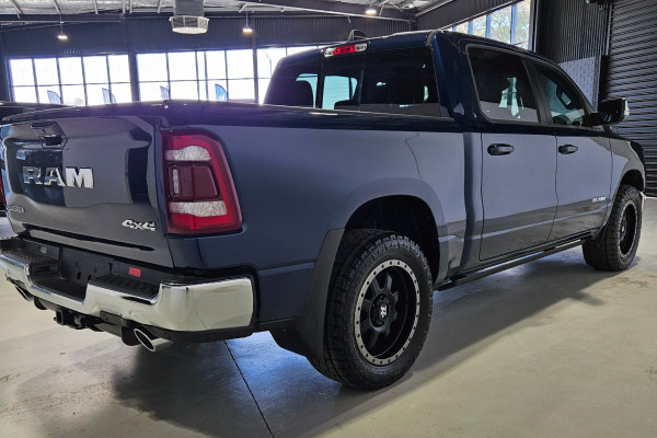 2024 Ram 1500 DT Laramie Ute Image 5