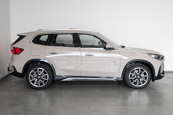 2026 BMW X1 U11 sDrive18i SUV image 3